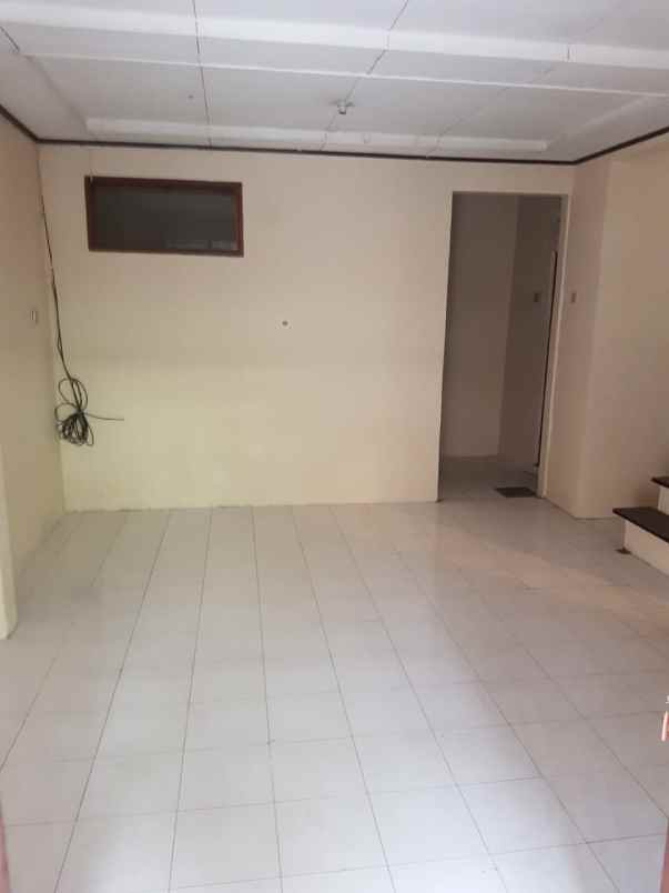 rumah kota bandung riung cipamokolan bandung