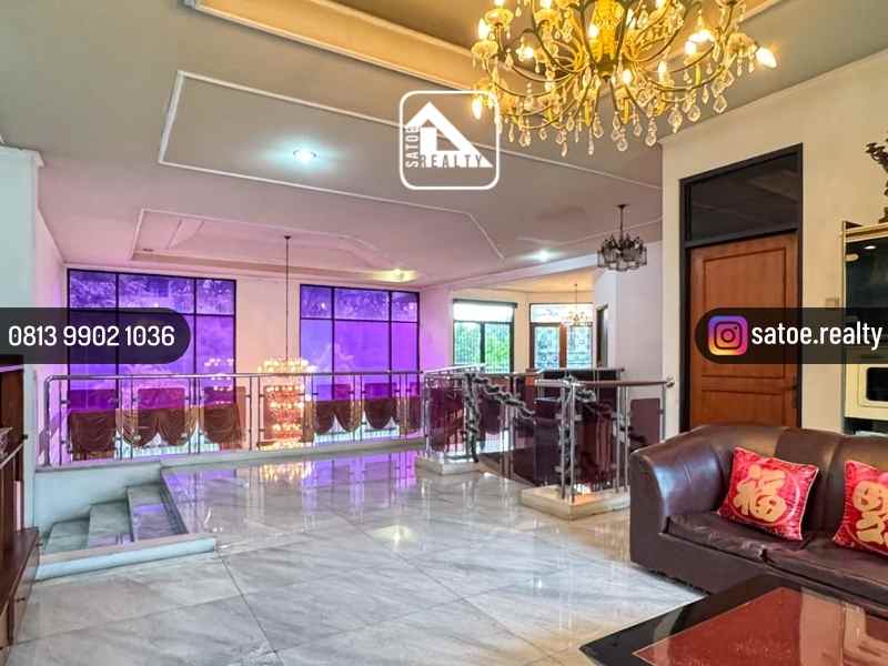 rumah luas di area premium menteng jakarta pusat