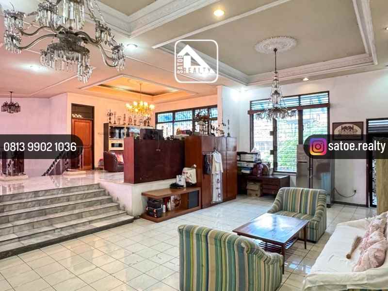 rumah luas di area premium menteng jakarta pusat