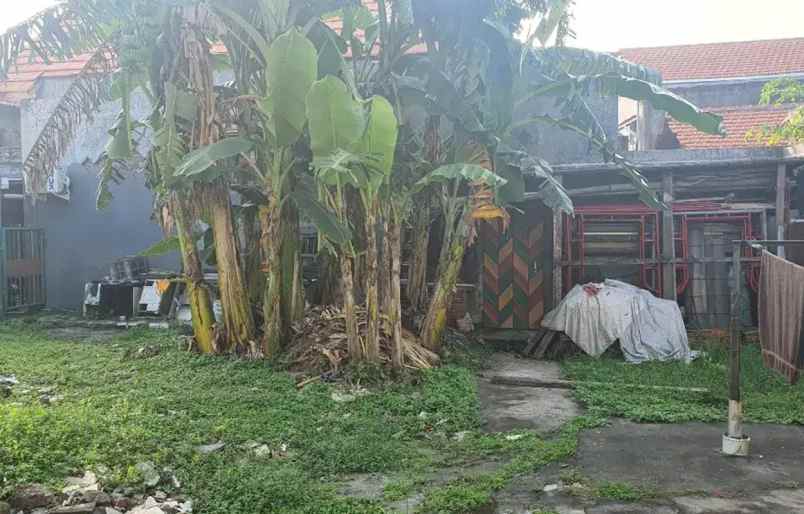 rumah luas strategis di jalan raya jambangan surabaya