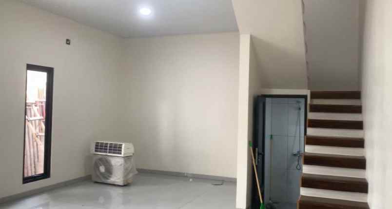 rumah mewah berkualitas di puri beta