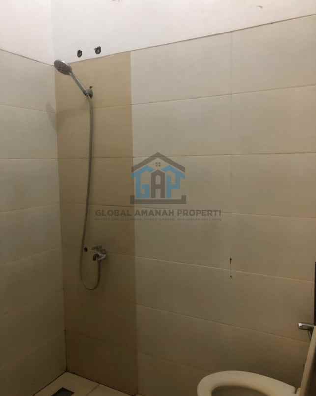 rumah minimalis komplek sariwangi siap huni