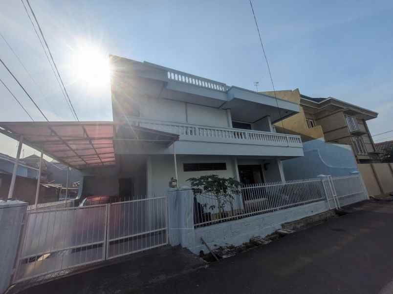 rumah minimalis siap huni di pondok kopi jaktim c0517