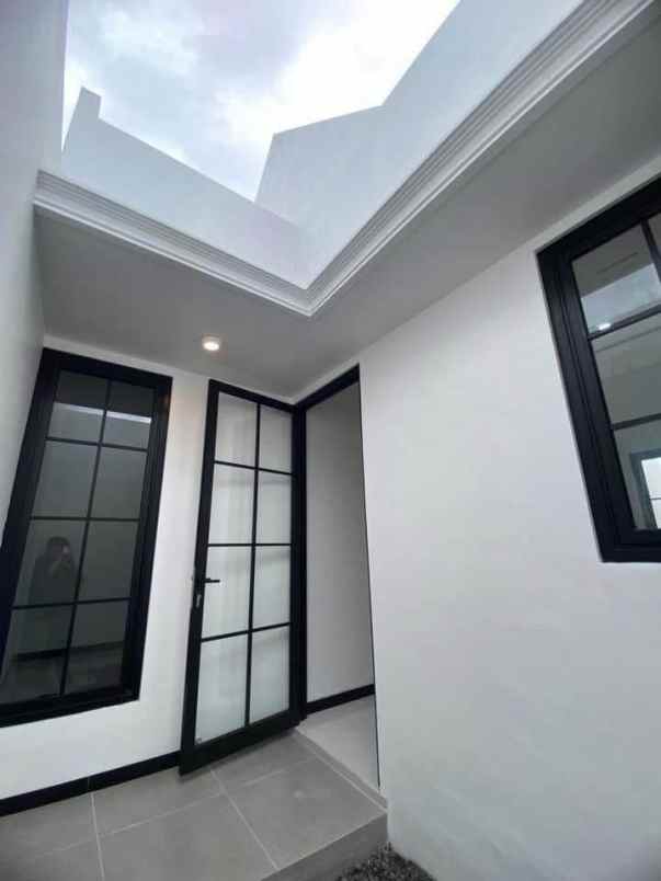 rumah modern free water heater lokasi dekat rsud kota