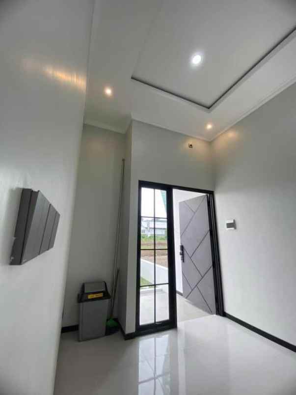 rumah modern free water heater lokasi dekat rsud kota