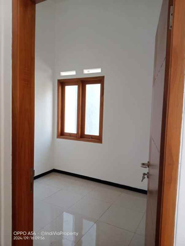 rumah modern ready stock area suhat