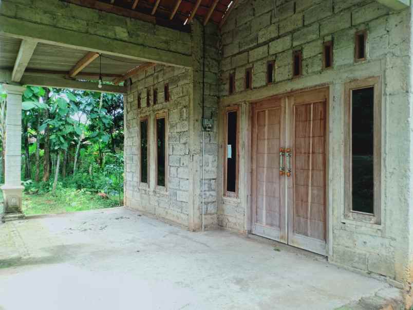 rumah mojogedang karanganyar