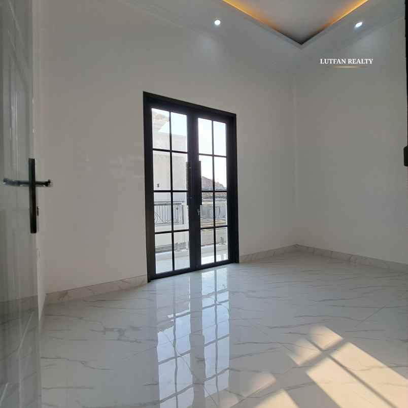 rumah murah dalam cluster lenteng agung dekat stasiun