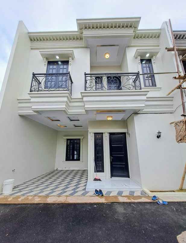 rumah murah siap huni di tanah baru beji depok