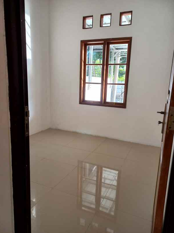 rumah nyaman siap huni