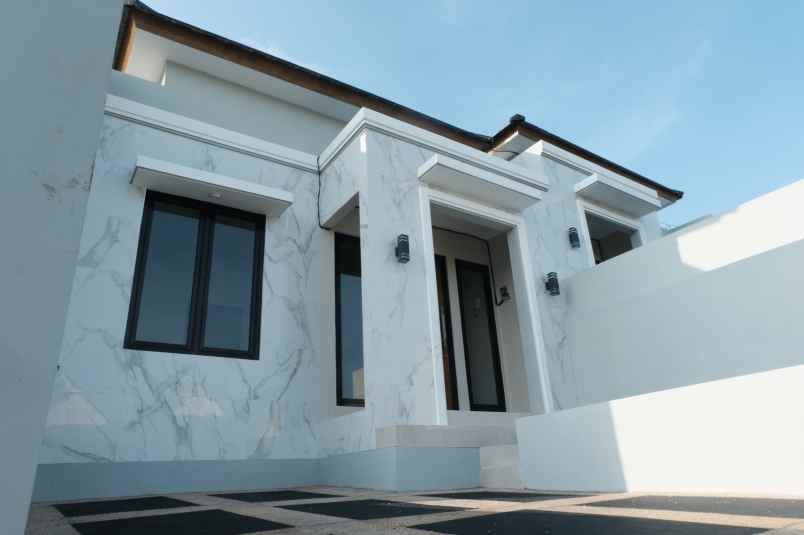 rumah ready stok di pacet mojokerto