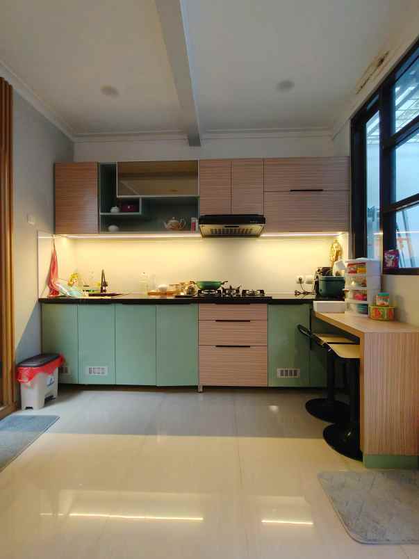 rumah second dalam cluster di cilangkap jaktim