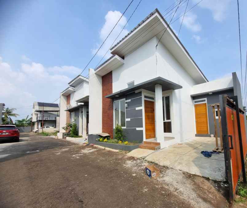 rumah second dalam cluster sawangan depok dekat parung