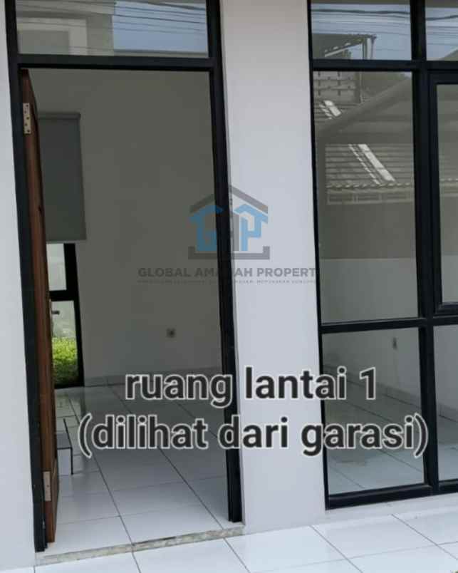 rumah second like new cipageran murah 2 lantai