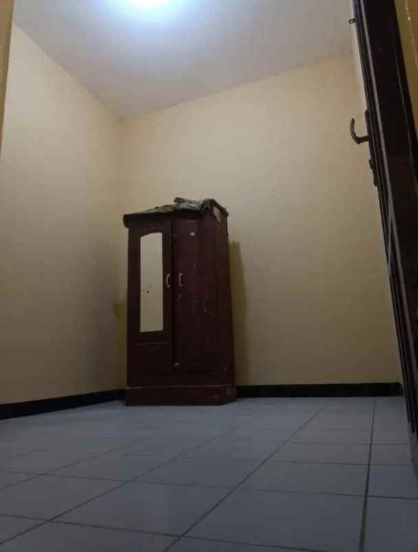 rumah second surabaya 400jt nego di klakah rejo lor
