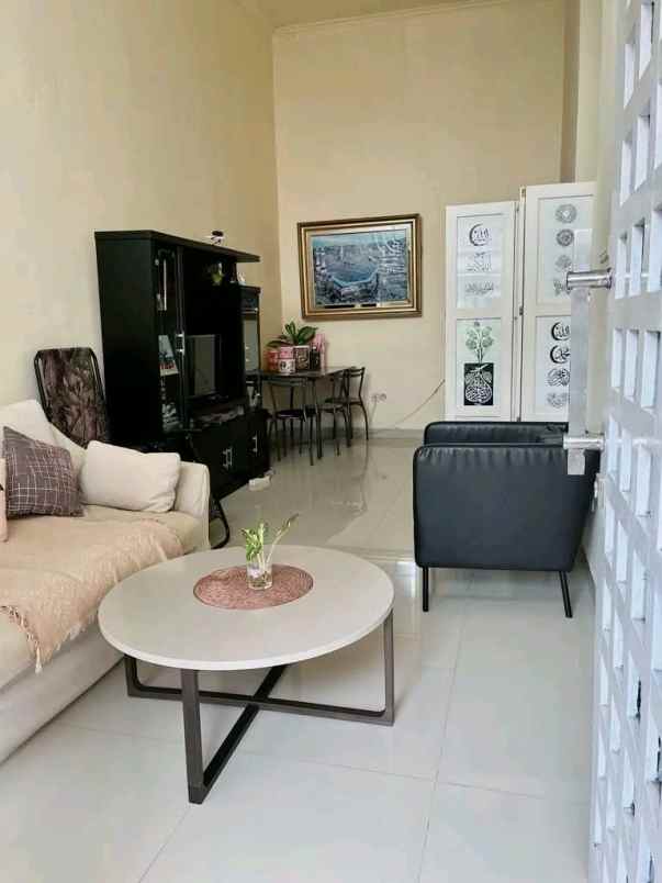 rumah semi furnished di bogor