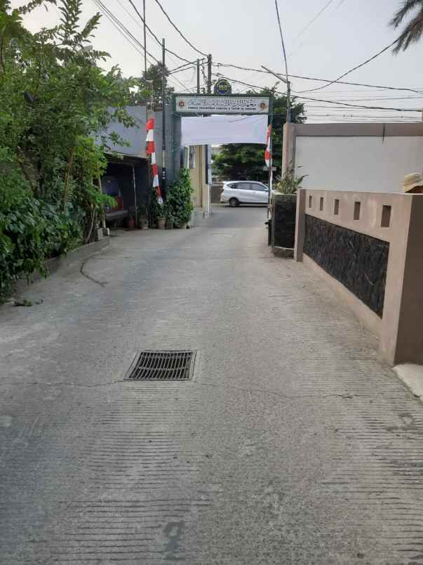 rumah siap hubu 1 lantai di pondok gede