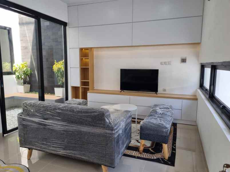 rumah siap huni bonus furnish shm dekat kampus uii