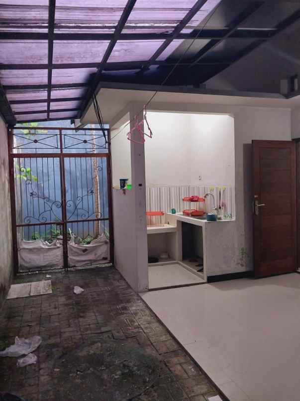 rumah siap huni dekat pasar bibis godean