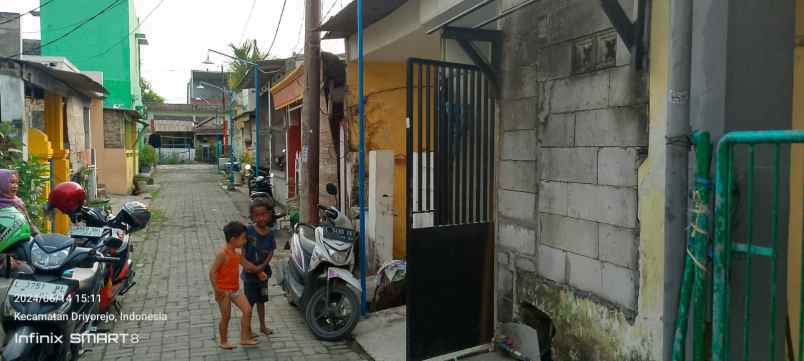 rumah siap huni dijual murah di driyorejo gresik