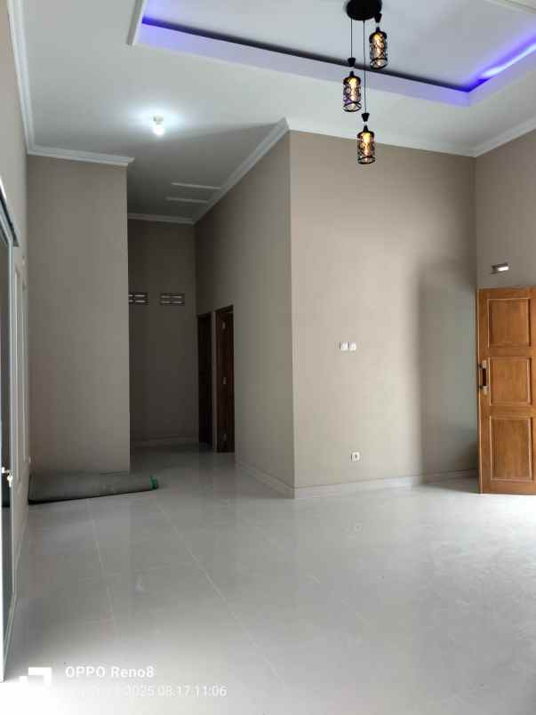 rumah siap huni timur pasar jangkang sleman