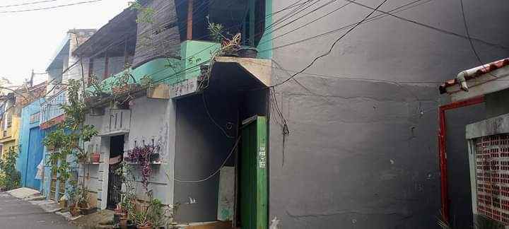 rumah tinggal 2 lantai dijual