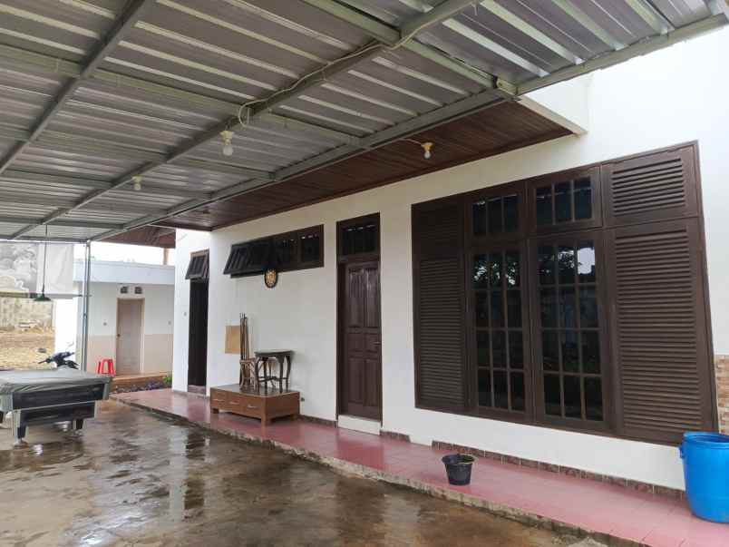 rumah vila sangat asri di ciomas bogor jawa barat