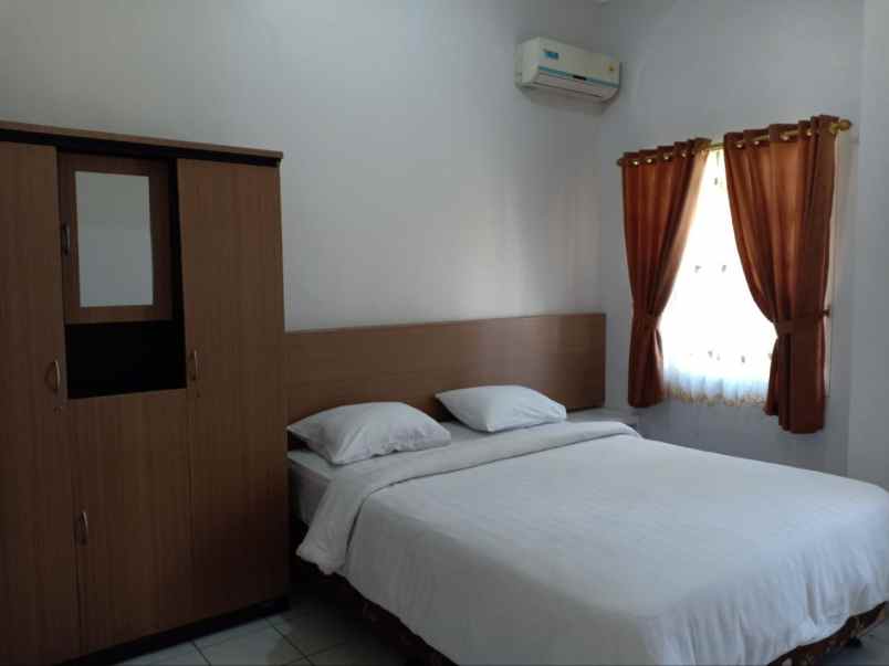 rumah villa full furnished di puncak cipanas