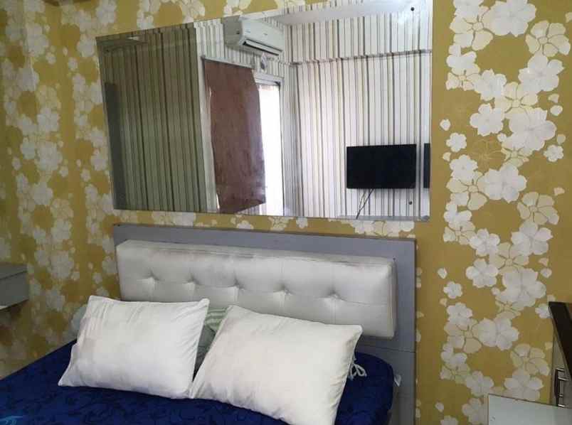 sewa apartemen studio furnished di green pramuka city