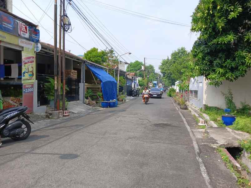 tanah luas prospek untuk kos atau hunian yang nyaman