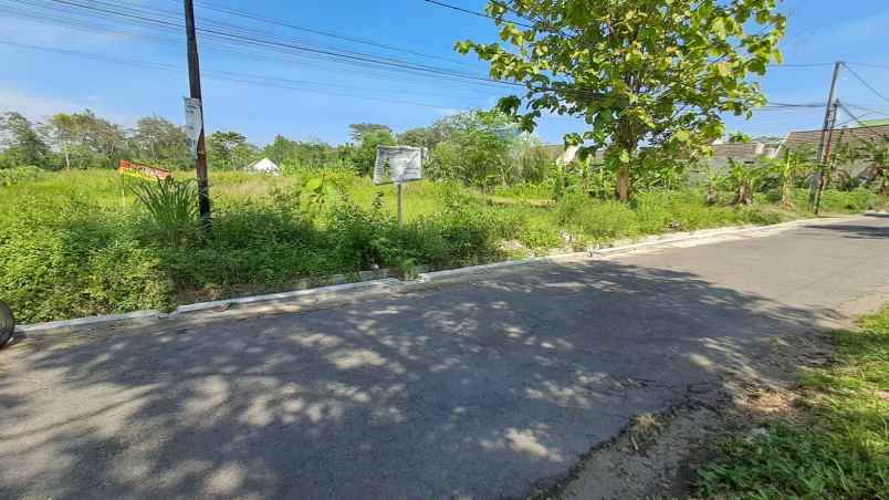 tanah luas strategis maguwoharjo depok sleman