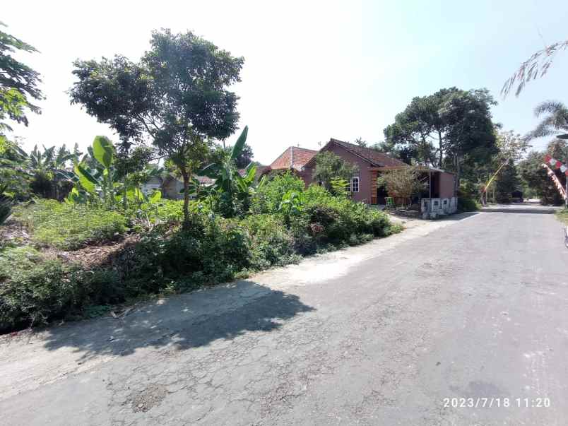 tanah pekarangan di krandon palgading jalan kaliurang