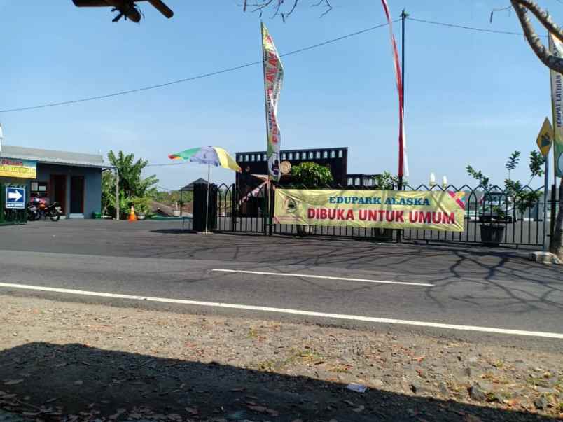 tanah tepi jl raya kerjo