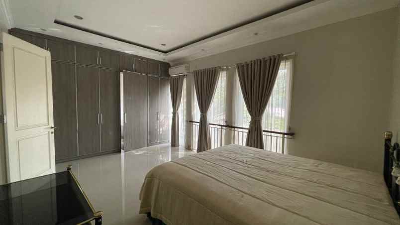 townhouse cilandak tengah fullfurnis spool 275 jt thn