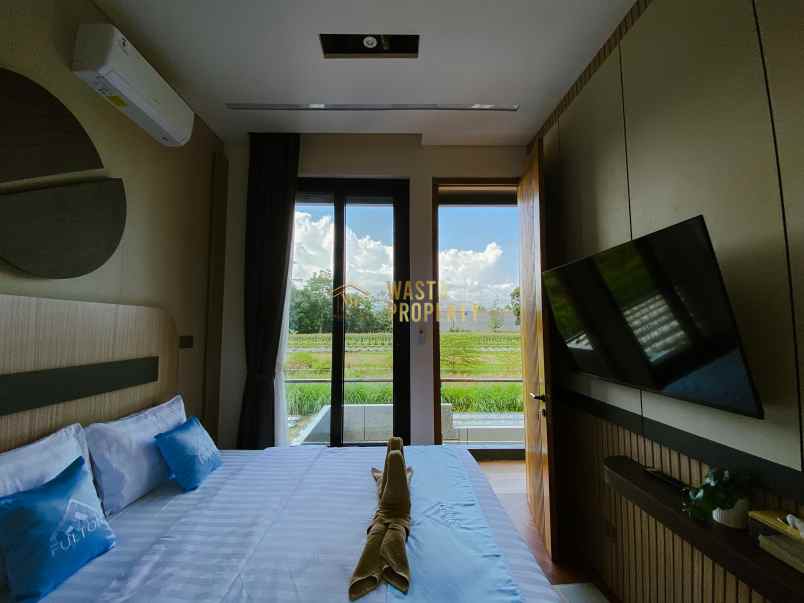 villa fully furnish di jakal utara view sawah