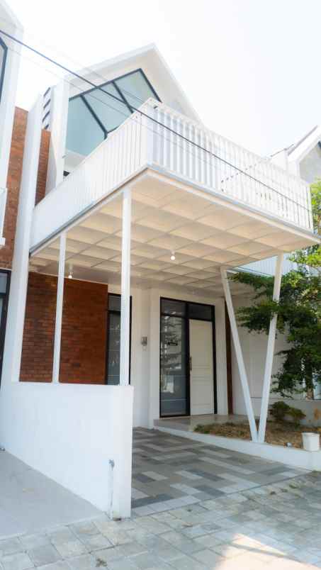 villa guest house dijual di kota malang