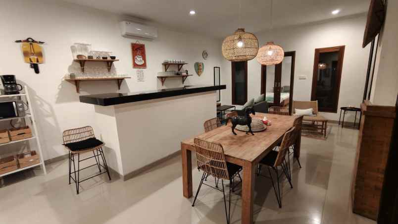 villa istimewa view pedesaan disewakan