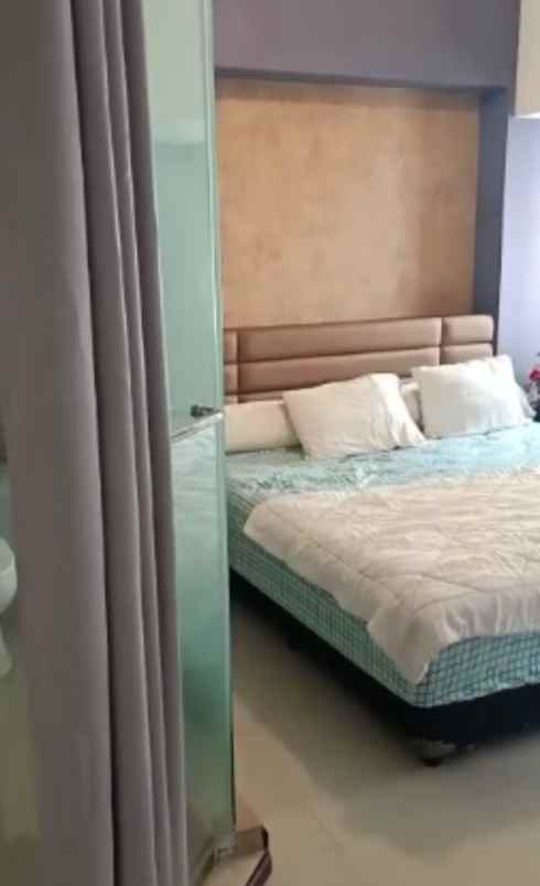 waterplace tower e 2br jadi 1br full furnish murah