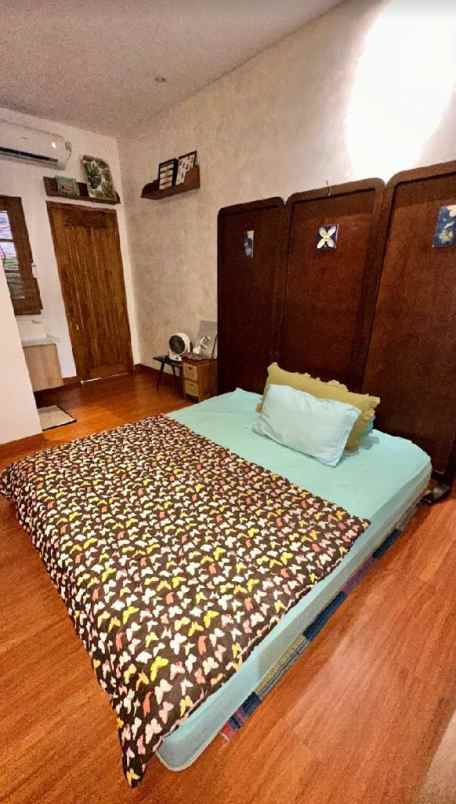 alaufbee premium boarding house semi studio