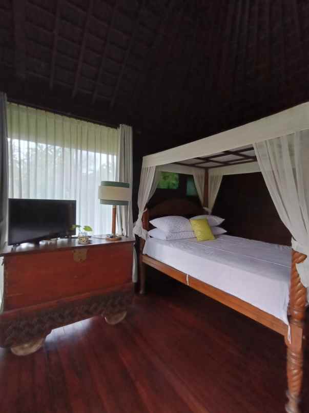 balinese style villa for sale in sidemen