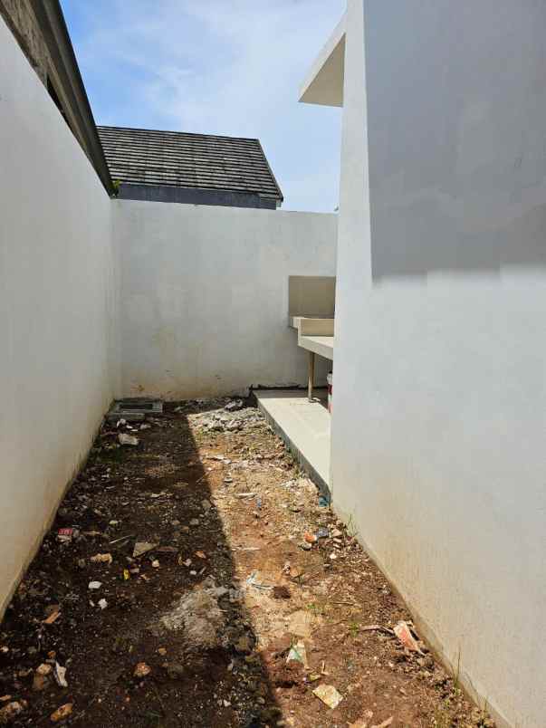 dijual 1 lantai di pusat pamulang tangerang selatan