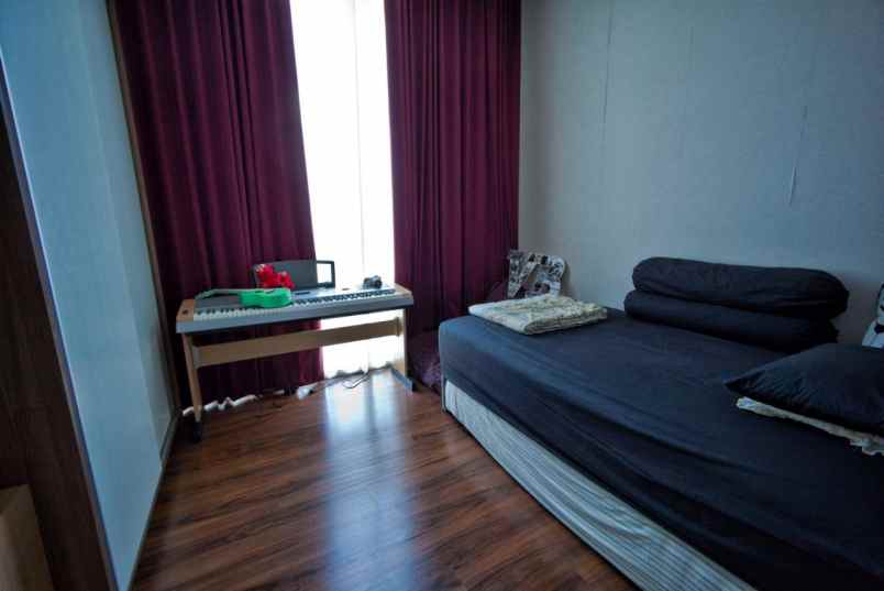 dijual apartemen ciputra world jl mayjend