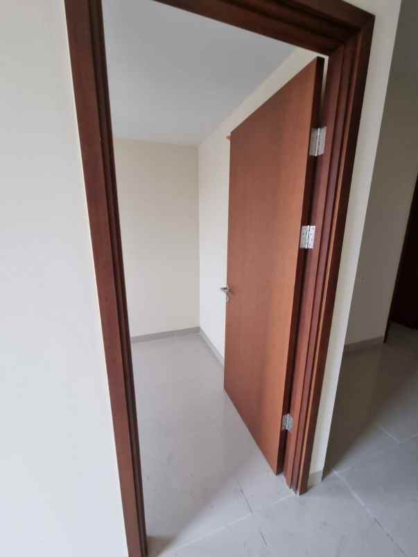 dijual apartemen grand dharmahusada lagoon