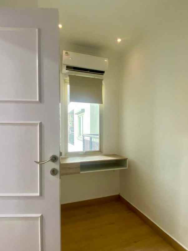 dijual apartemen kelapa gading