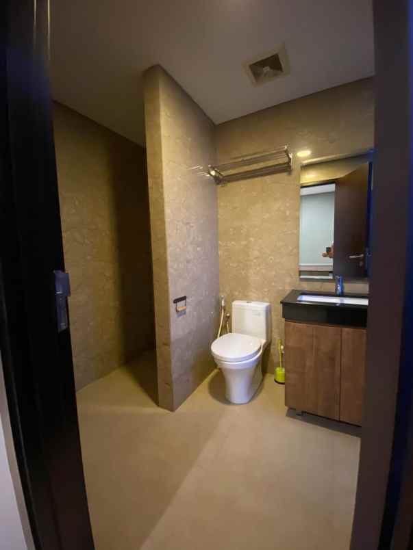 dijual apartemen l avenue jakarta selatan corner unit