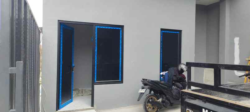 dijual atau disewakan gudang di gatsu krapyak semarang