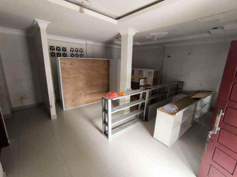 dijual cepat rumah 2 lantai perum damai langgeng