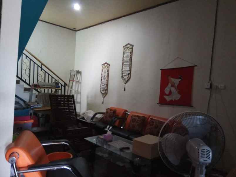 dijual cepat rumah siap huni