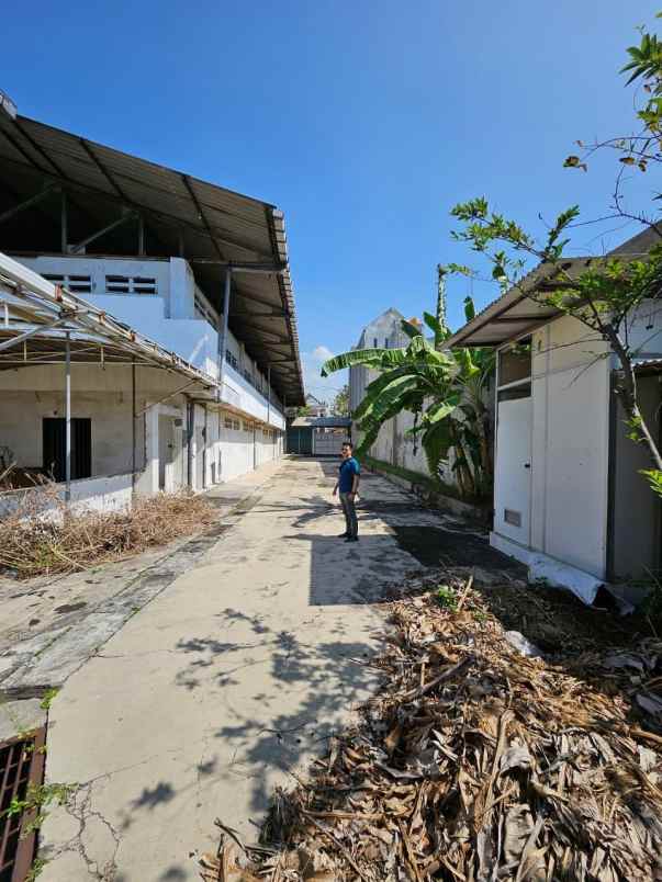 dijual ex gudang di 0 jalan raya usman sadar gresik
