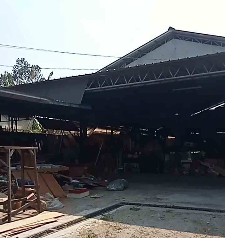 dijual gudang 1084 m2 cimuning kota bekasi